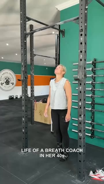 Eloise in the gym in her breath coach Instagram Reel